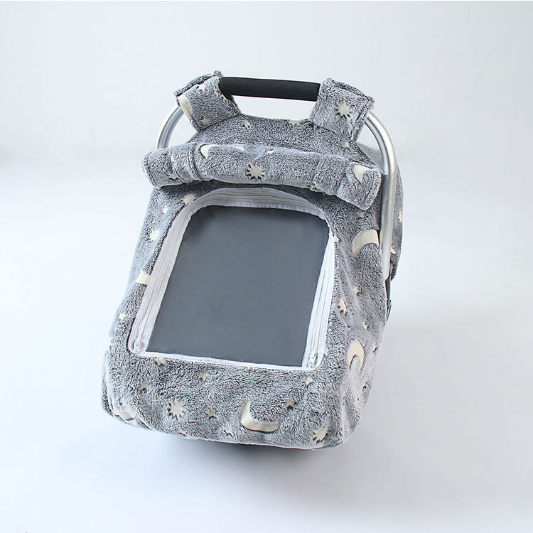 Bērnu groziņa pārklājs automašīnas sēdeklim – pretvēja, silts, flaneles audums, kas spīd tumšumā