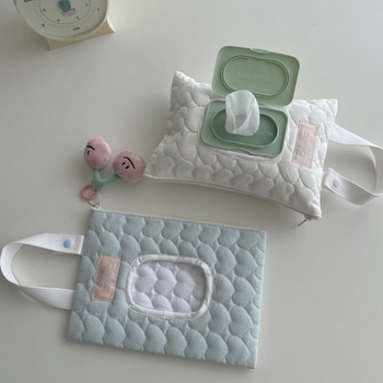 Κορεατικού στυλ με καρδιά: κρεμαστή θήκη αυτοκινήτου για χαρτοπετσέτες με καπάκι flip-top, υφασμάτινο τσαντάκι для μωρομάντηλα, quilted βαμβάκι