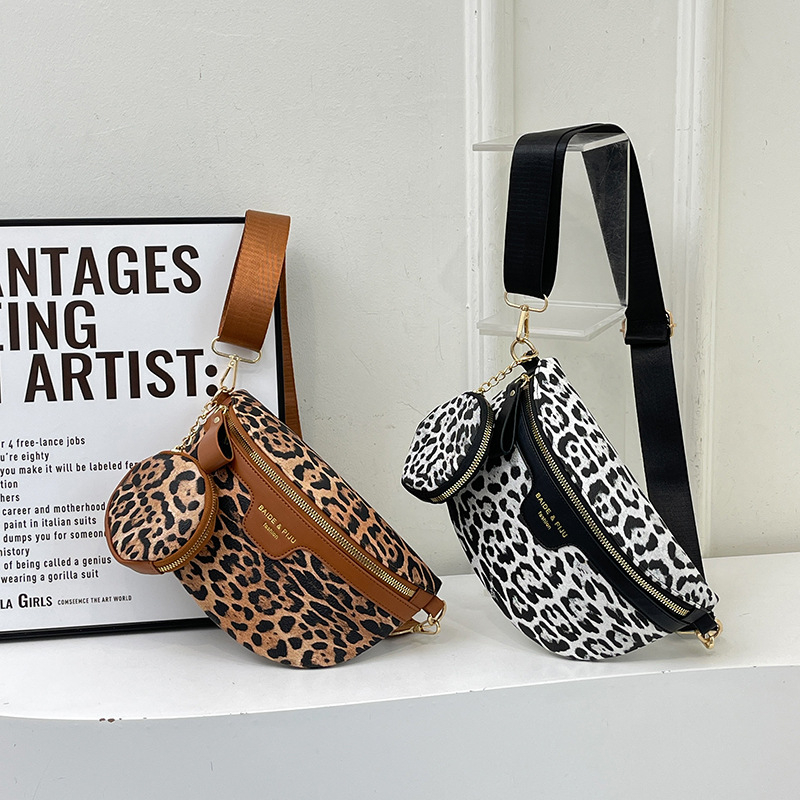 PU crossbody krepšys su leopardo raštu, Saddle Bag stilius, dumpling formos, užtrauktuko užsegimas, vidinė kišenė su užtrauktuku