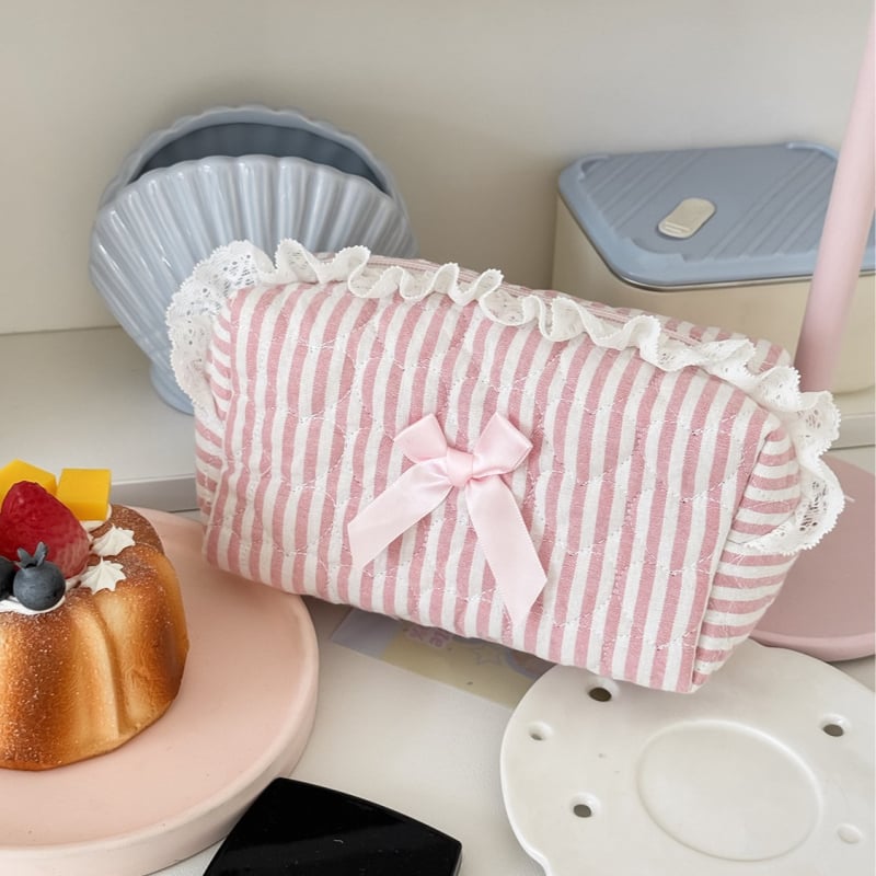 Nėrinių kosmetinė su dryžių raštu — lengva kasdieniam naudojimui; medžiaga: medvilnė; pamušalas: poliesteris