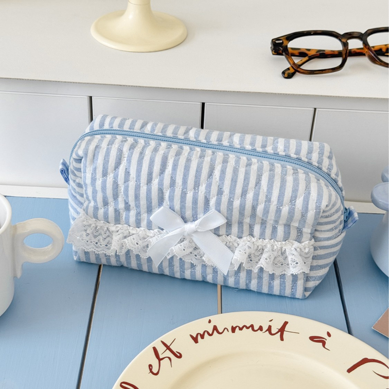 Nėrinių kosmetinė su dryžių raštu — lengva kasdieniam naudojimui; medžiaga: medvilnė; pamušalas: poliesteris