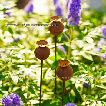 Μεταλλικό στηρίγμα κήπου για γρασίδι – γεωμετρική μεταλλική τέχνη, μοντέρνος μινιμαλισμός