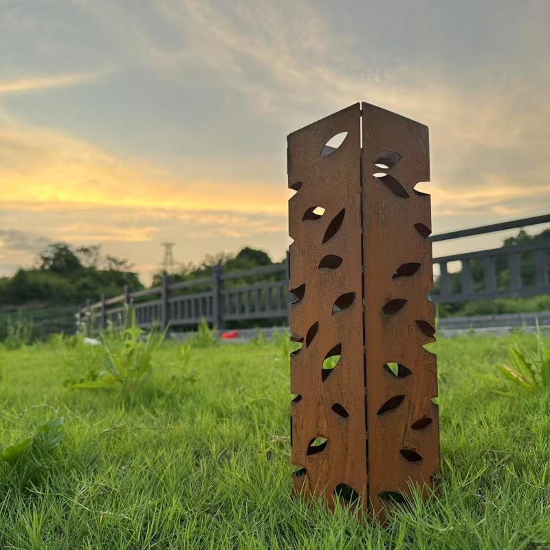 Coloană de lampă de grădină cu design de frunză — Fier, Minimalism modern, Potrivit pentru grădină sau curte, Ambalaj în cutie de carton