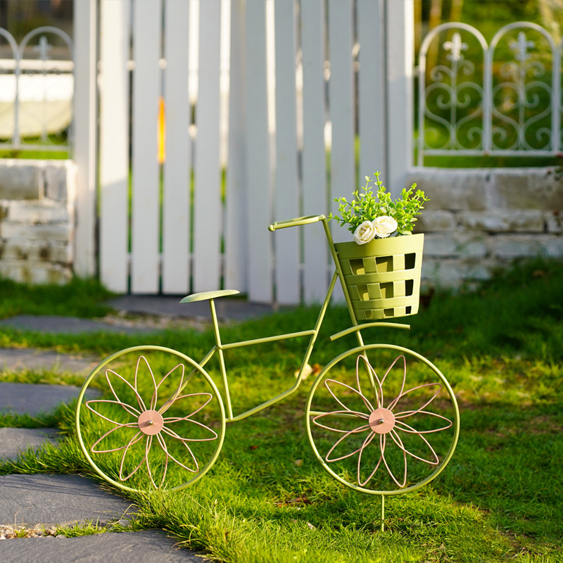 Maotai dzelzs ziedu turētājs, grebts un daļēji roku darīts, modelis 9002, elegants dārza dekors