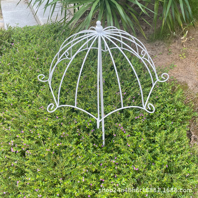 Cadru de escaladare din fier pentru plantele de lotus — suport pentru flori în formă de umbrelă, design modern minimalist pentru grădină