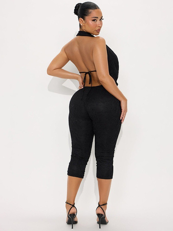 Ολόσωμη φόρμα χωρίς μανίκια με ντεκολτέ τύπου U, κορδόνι στην πλάτη και διάτρητη πλάτη, πολυεστέρας τζακάρντ