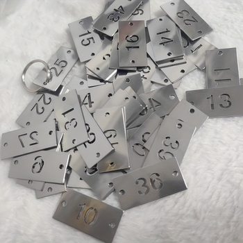 Τετράγωνες ψηφιακές πινακίδες αριθμών από ανοξείδωτο χάλυβα, γραμματοσειρά με κούφια γράμματα, Υλικό: Ανοξείδωτος χάλυβας 201, Χρήση: πινακίδα εξοπλισμού, Πεδίο εφαρμογής: Σχολεία/Εμπορικά Κέντρα/Νοσοκομεία/Ξενοδοχεία, Κωδικός προϊόντος fx20250809