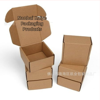 Κουτί από BC κυματοειδές χαρτόνι, 350 gsm, προσαρμοσμένη εκτύπωση λογότυπου (ανάγλυφο, UV, γκραβούρα, ασημένιο ζεστό σφράγισμα)