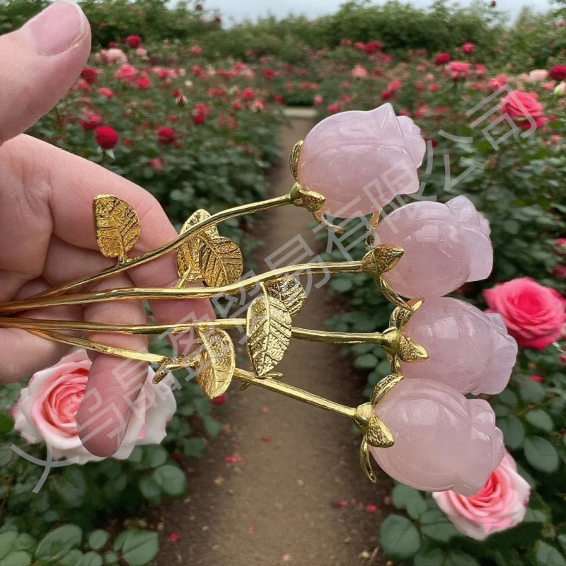 Kristály rózsa arany szárú – modern minimalista virágdekoráció; anyag: kristály; kategória: virág; csomagolás: PP zacskó