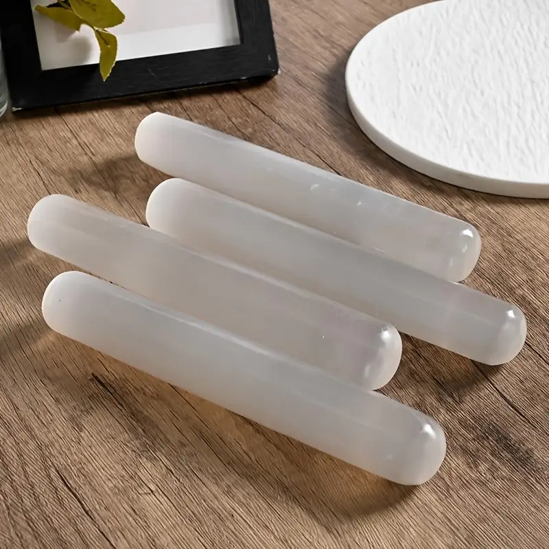 Kristály karkötő és nyaklánc kiállító állvány demagnetizáló rúddal, modern minimalist design, papírdobozos csomagolás