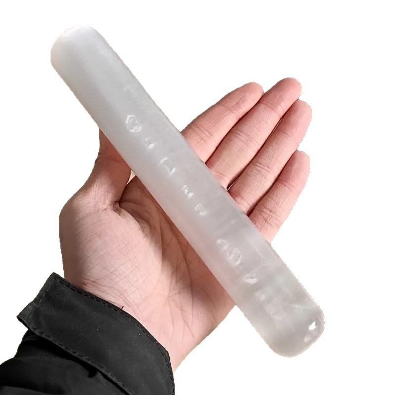 Kristály karkötő és nyaklánc kiállító állvány demagnetizáló rúddal, modern minimalist design, papírdobozos csomagolás