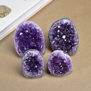 Ametiszt kristálycsoport — Qian Panger Jewelry, Kristály nyers kő, Modern minimál stílus, Termékkód QP-250716