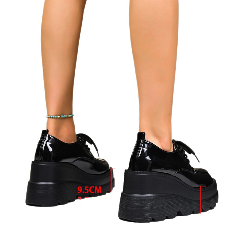Dámske loafery s klinovitým podpätkom 6–8 cm, PU vrchný materiál, gumová podrážka, okrúhla špička, voľnočasový štýl