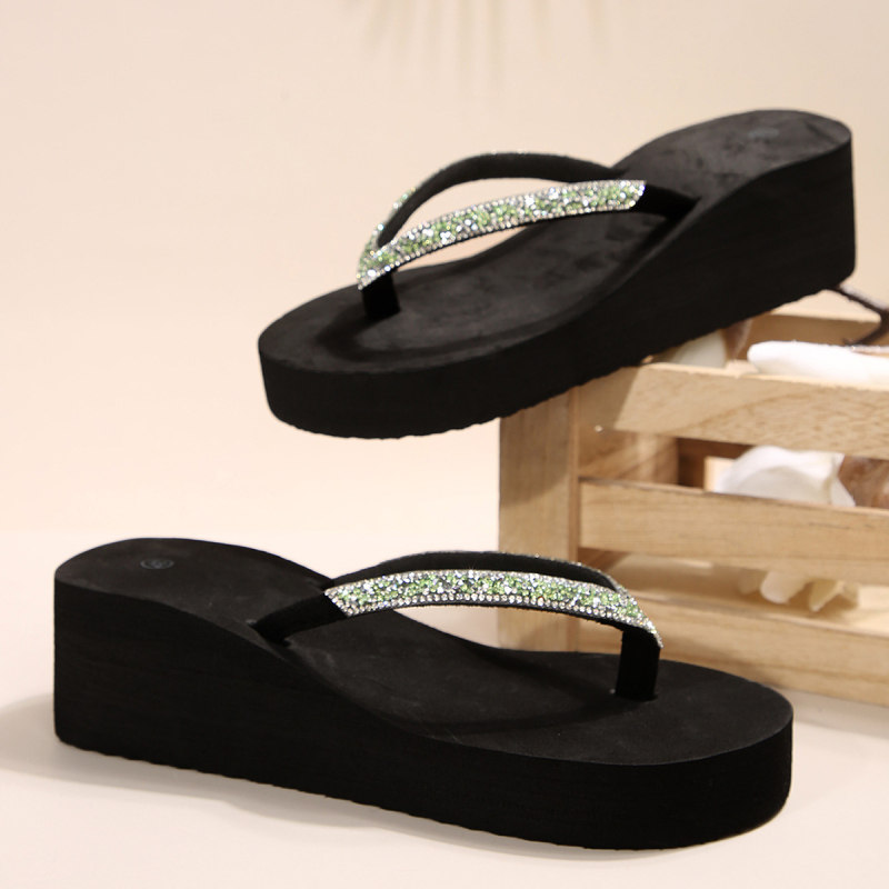 Moteriški thong sandalai su deimantų akcentais, platformos padas pliažui (Viršutinė medžiaga: PU; Piršto forma: Herringbone; Padas: Guma; Sezonos: Vasarą)