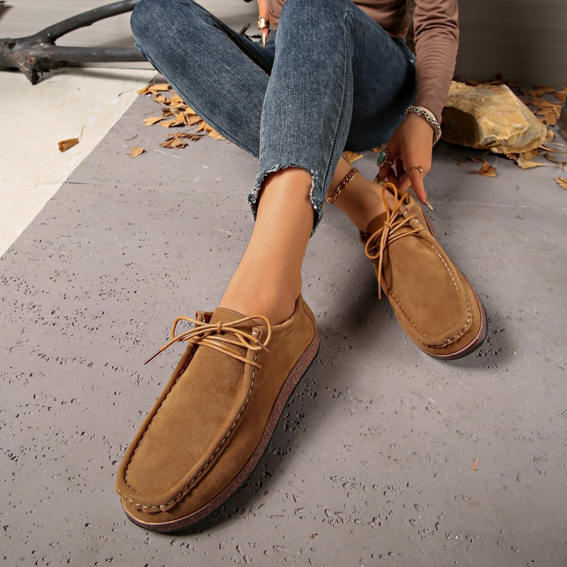 Unisex λοφέρ με μέγεθος Plus Size – στρογγυλή μύτη, επάνω μέρος από συνθετικό δέρμα, χαμηλό τακούνι 1–3 εκ, μπροστινό δέσιμο με κορδόνια, φθινόπωρο-χειμώνα 2025