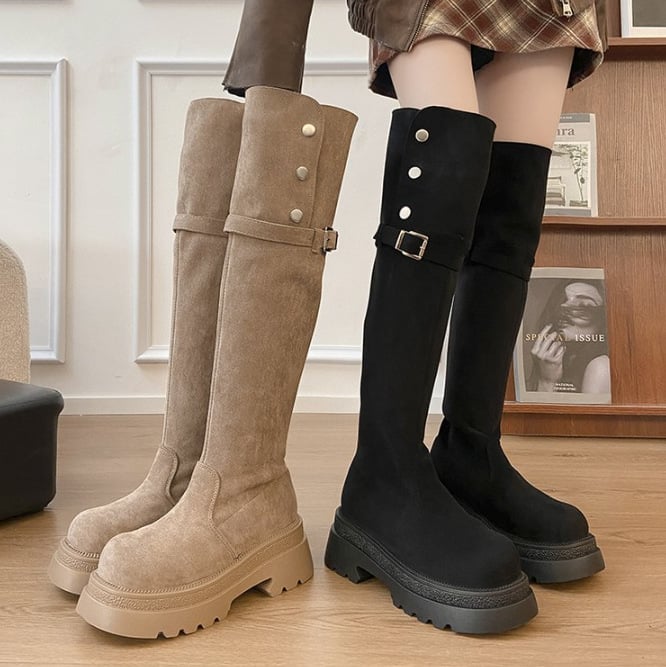 Cizme Martin peste genunchi, toc masiv 3–5 cm, PU partea superioară, talpă din cauciuc, căptușeală din țesătură