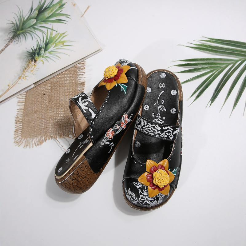 Γυναικεία mule σανδάλια σε εθνοτικό στυλ (PU επάνω μέρος, σόλα από φελλό, επένδυση: δέρμα, κλείσιμο: Velcro, στρογγυλή μύτη)