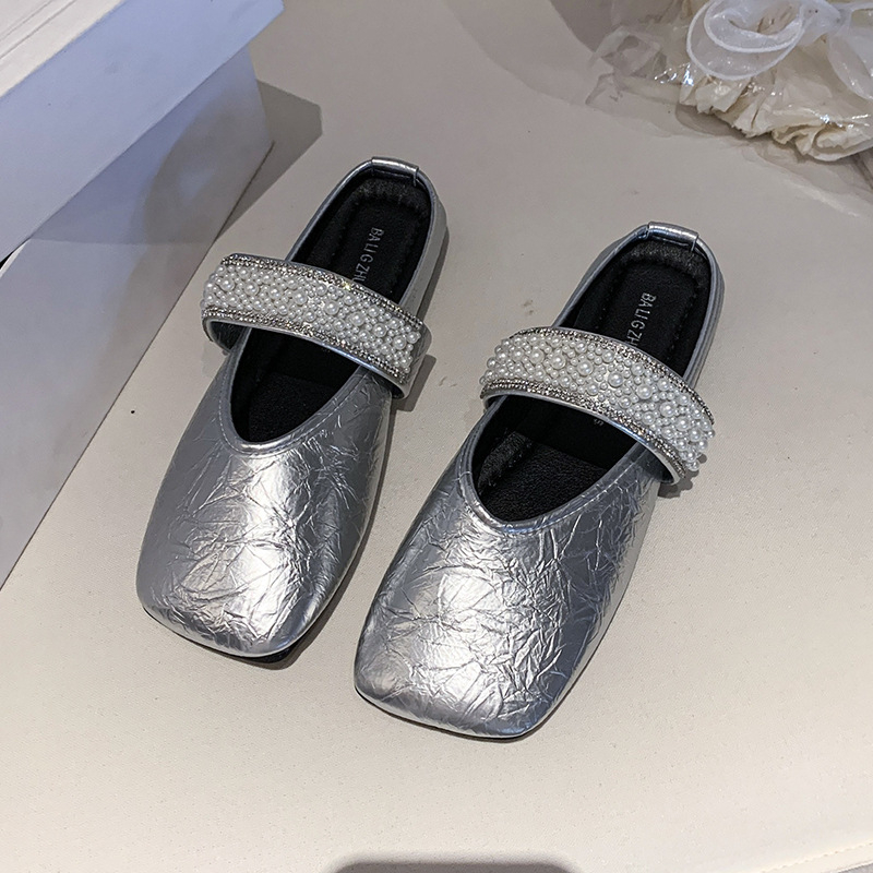 Női PU lapos szandál pliszt pánttal, légáteresztő felső rész, injektált talp, mindennapi strand viselet