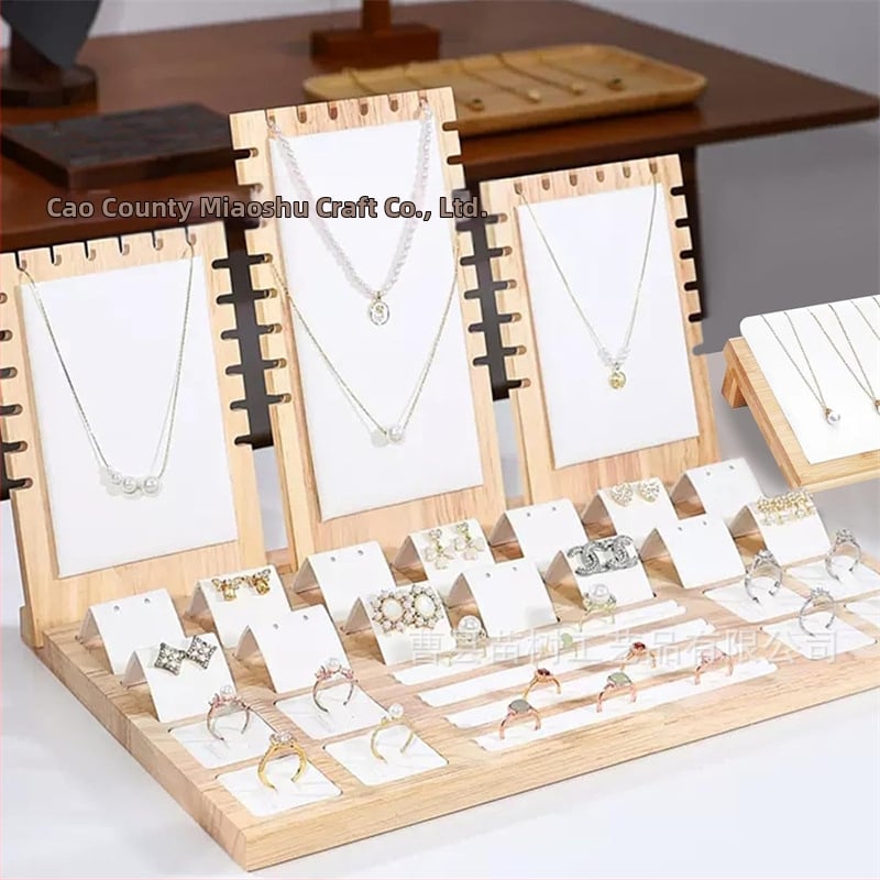 Asztali ékszeres állvány fából, egyszintű kiállító tálcával és tömörfa alap