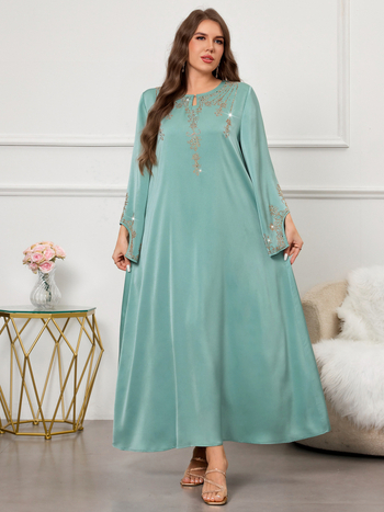 Abajas kleita ar dimantu dekoru, poliesters 70–80%, garas piedurknes, garie svārki, kods 0508