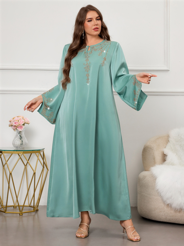 Abajas kleita ar dimantu dekoru, poliesters 70–80%, garas piedurknes, garie svārki, kods 0508