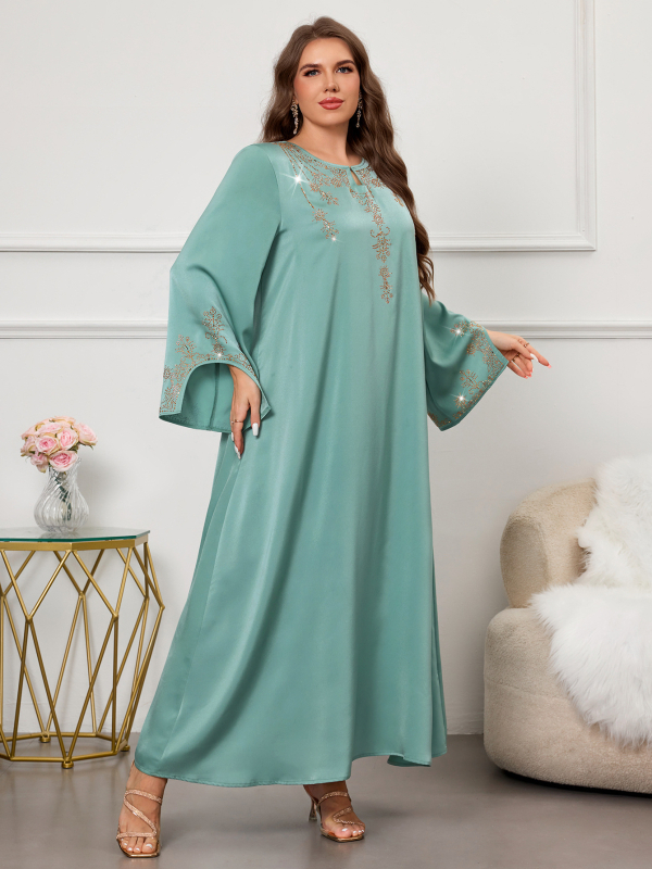 Abajas kleita ar dimantu dekoru, poliesters 70–80%, garas piedurknes, garie svārki, kods 0508