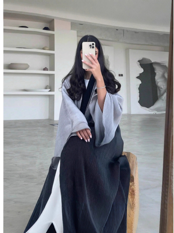 Μακρύ ρόμπα από σπάντεξ με μανίκια τύπου batwing (Υλικό: Σπάντεξ; Πλισέ: Ναι; Μανίκια: Batwing; Μήκος: Μακρύ; Κωδικός: 6056)