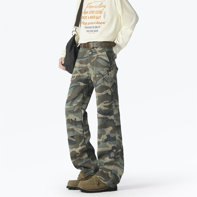 Jeans cargo, croi liber, denim spălat, bumbac 72% / poliester 28%, fermoar