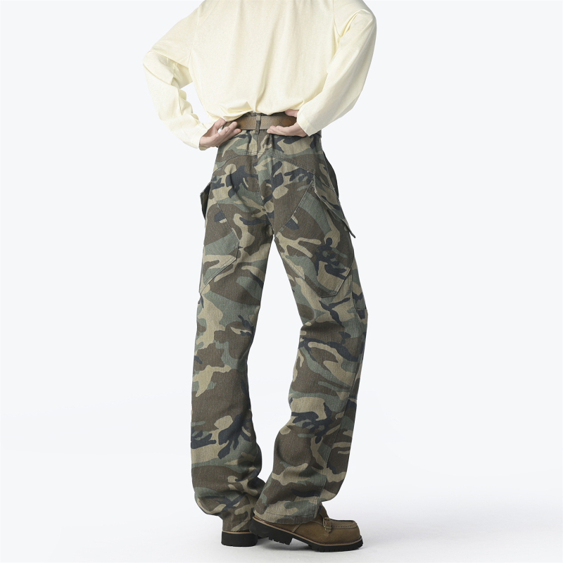 Jeans cargo, croi liber, denim spălat, bumbac 72% / poliester 28%, fermoar