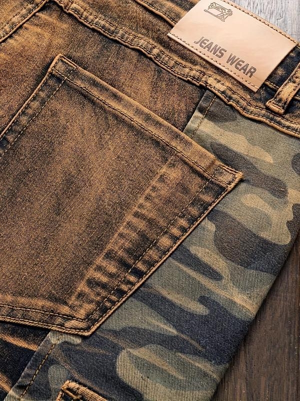 Jeanși din denim cu patchwork și imprimeu camuflaj - croială dreaptă, talie joasă, fermoar