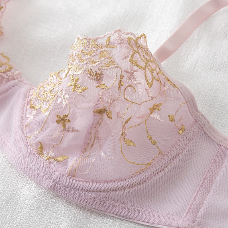 Γυναικείο σουτιέν με πλήρη κάλυψη, ατσάλινο δαχτυλίδι, πίσω κούμπωμα με τρεις σειρές αγκιστρωμάτων, σταθερές διπλές τιράντες, κέντημα δαντέλας