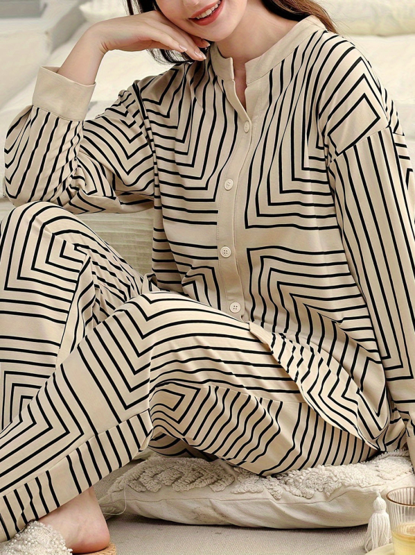 Sieviešu ikdienas komplekts mājas apstākļiem - top ar garām piedurknēm un bikses, svītraini print, poliesters ≥95%, japāņu/korejiešu ikdienas stils