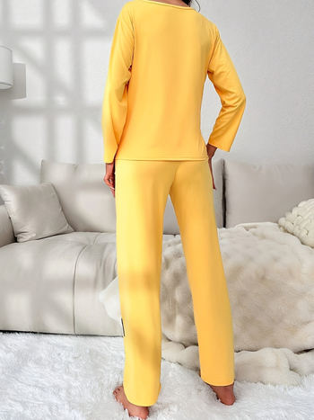 Δύο τεμάχια σετ οικιακής χρήσης για γυναίκες – τοπ με μακριά μανίκια και παντελόνια, πολυεστέρας, ψηφιακή εκτύπωση, μοτίβο γραμμάτων