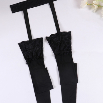 Κάλτσες μηρού με υπερλεπτό μακρύ σωλήνα, ύφασμα με αίσθηση μεταξιού, 90–95% νάιλον, μονόχρωμες, μορφοποιούσες, αντοχή στις οσμές