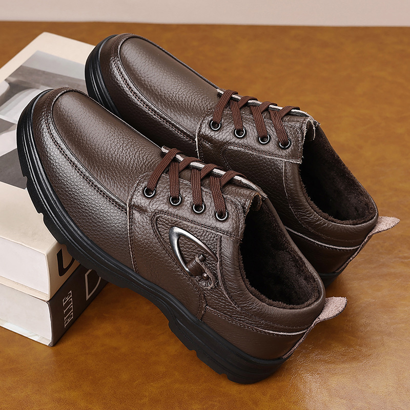 Ādas vīriešu kurpes – Casual, Top Grain govs āda, gumijas zole, apaļš purns, vidēja papēža augstums 3–5 cm, pretslīdēšana