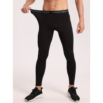 Vīriešu kompresijas bāzes bikses ar flīsa oderi – augsta elastība; galvenais audums: augsta elastība; oderējs: 94% poliesters, 6% elastāns