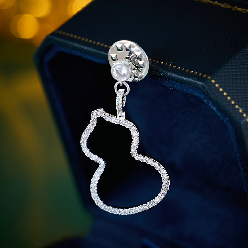 Meďový broš – kvietinový tvar, dámsky, ľahký luxusný štýl, elektroplating, model F-175, značka Liyu Accessories, funkcie: dekorácia, multifunkčné, nastaviteľné