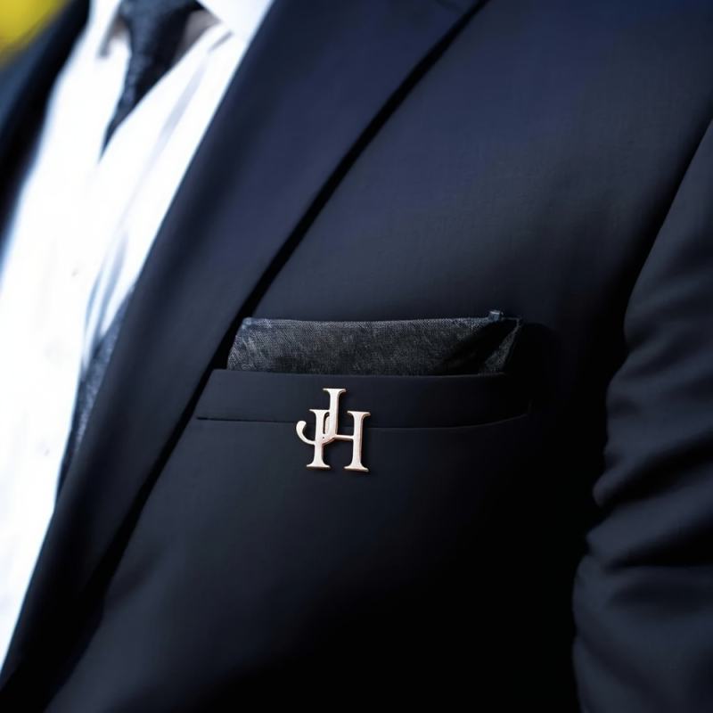 Unisex segė su raide iš titano plieno – marškinėliams ir kaklaraišiams, DIY pritaikoma, elektroplakavimas, dovana, biuro stilius