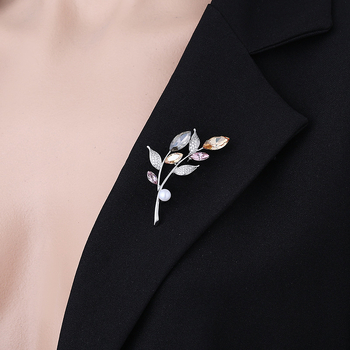 Καρφίτσα σε σχήμα λουλουδιού με επένδυση διαμαντιού, βάση από χαλκό, ενθέματα ζιρκόνια, Σειρά Princess