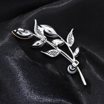 Καρφίτσα σε σχήμα λουλουδιού με επένδυση διαμαντιού, βάση από χαλκό, ενθέματα ζιρκόνια, Σειρά Princess