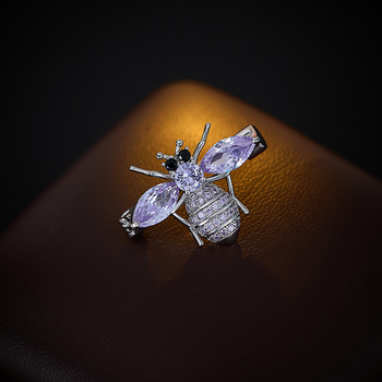 Moterų bičių formos segė, varinė, elektroplakavimas — modelis HD0023