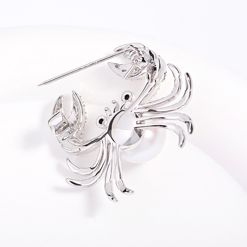 Krabo segė - varis, gyvūno forma, elektroplatinavimas, elegantiškas moters aksesuaras, serija K-111.