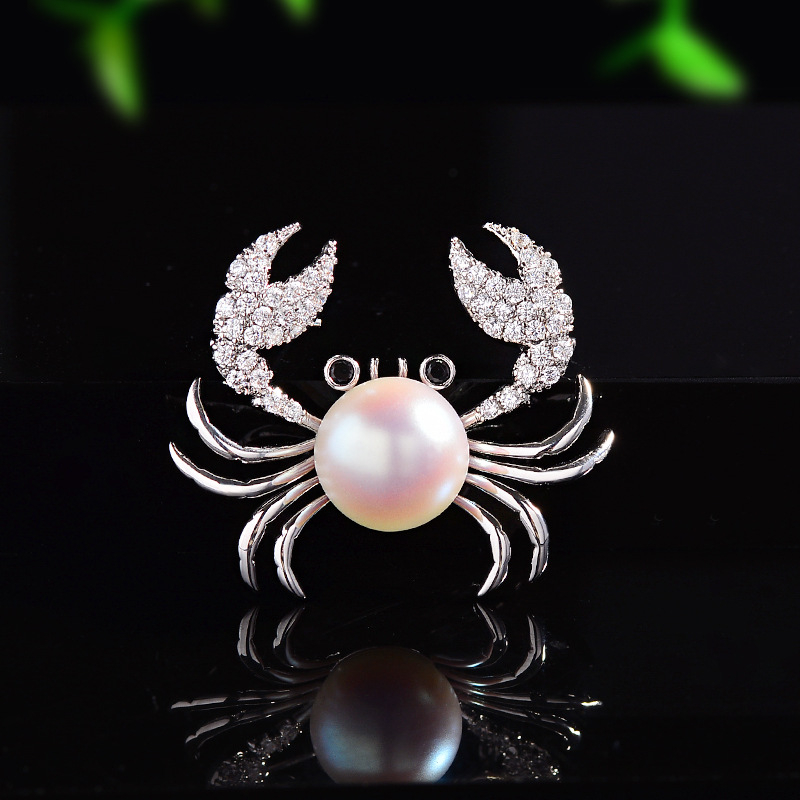 Krabo segė - varis, gyvūno forma, elektroplatinavimas, elegantiškas moters aksesuaras, serija K-111.