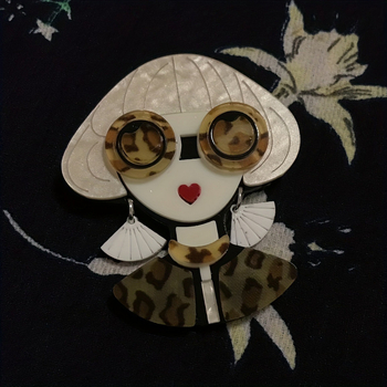 Παιδικές brooches - χειροποίητες ακρυλικές, επιλογές σχεδίων και θέσεων, λειτουργία στένωσης μέσης (2025 Χειμώνας)