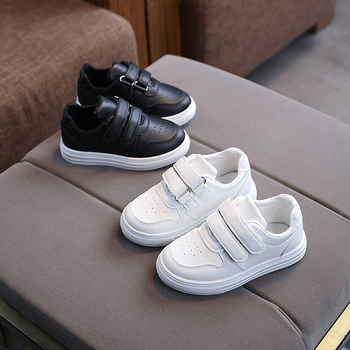 Pantofi sport pentru copii în stil coreean, cu Velcro, partea superioară din piele artificială, talpă din cauciuc, respirabili.