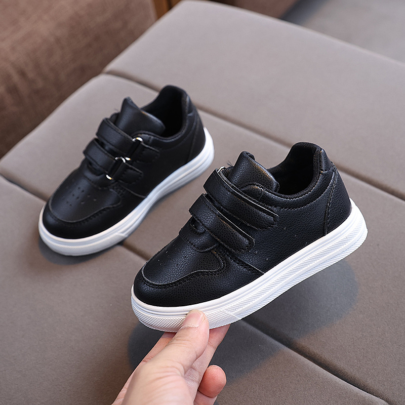 Pantofi sport pentru copii în stil coreean, cu Velcro, partea superioară din piele artificială, talpă din cauciuc, respirabili.