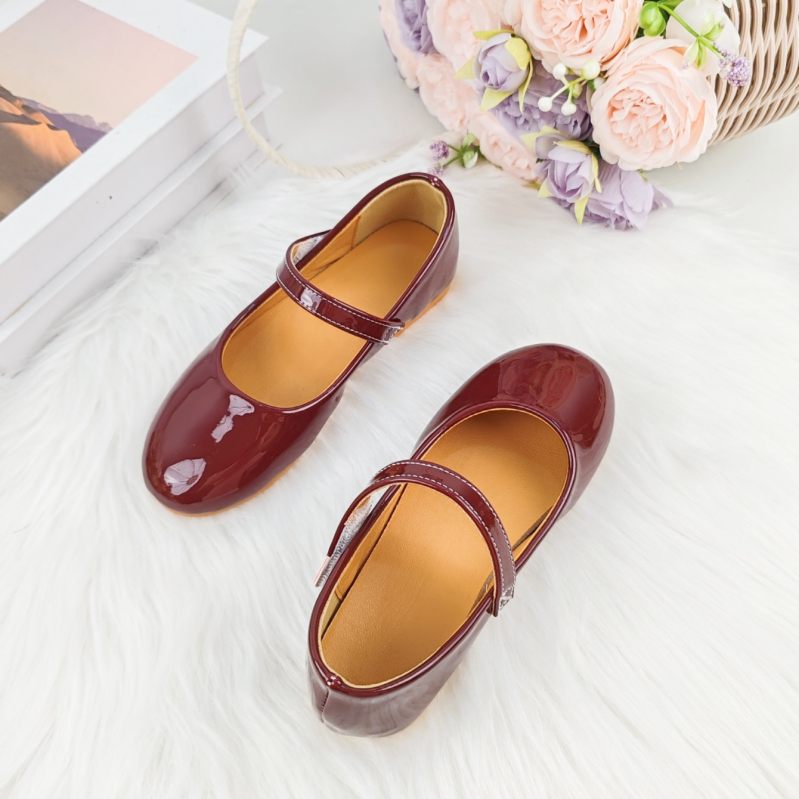 Pantofi de scenă pentru fete din piele patentată, talpă din cauciuc, închidere Velcro, cu volumul mic, respirabili și antiderapanti