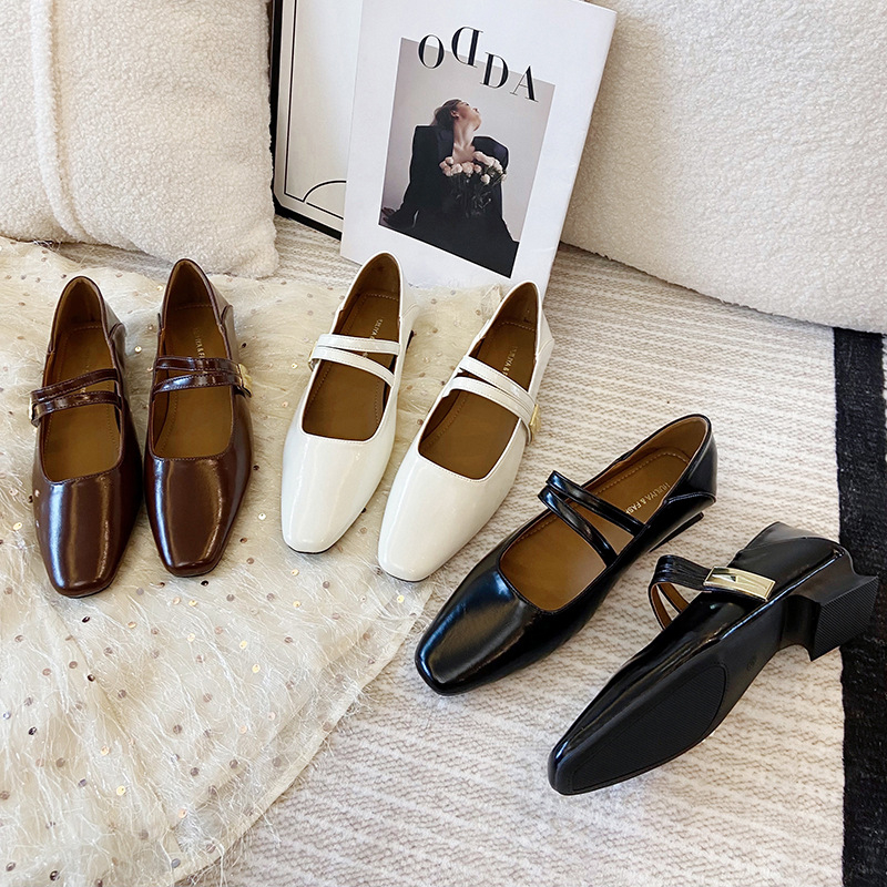 Huiliya Mary Jane cipő - patent bőr, négyszögletes orr, dupla csat, kényelmes középmagas sarok