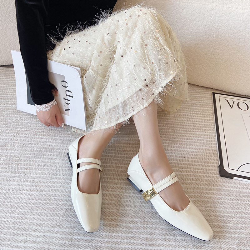 Huiliya Mary Jane cipő - patent bőr, négyszögletes orr, dupla csat, kényelmes középmagas sarok