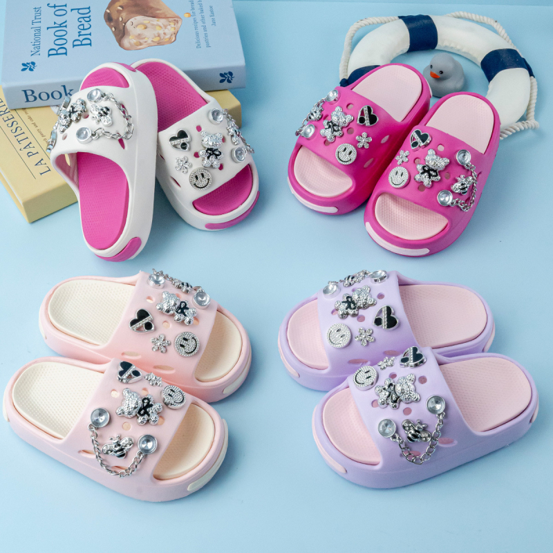 Karikatūrų EVA šlepetės vaikams, unisex, EVA viršus ir padas, greitas džiūvimas ir neslidžios.